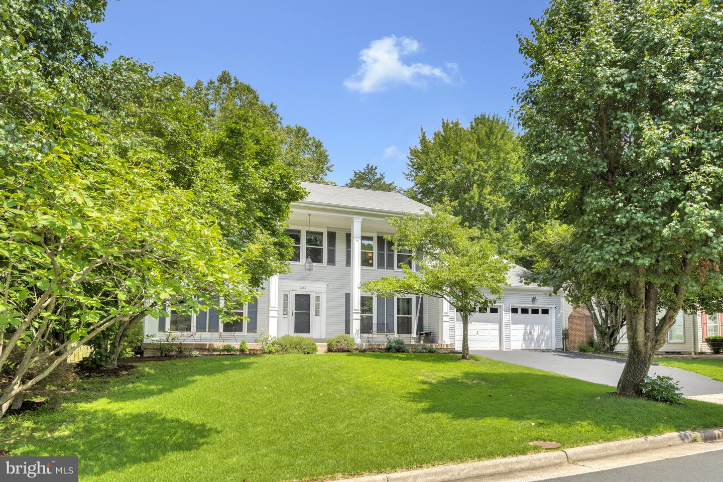 4305 WARNER LANE, CHANTILLY, Virginia 20151, 4 Bedrooms Bedrooms, ,3 BathroomsBathrooms,Residential,For sale,4305 WARNER LANE,VAFX2256604 MLS # VAFX2256604