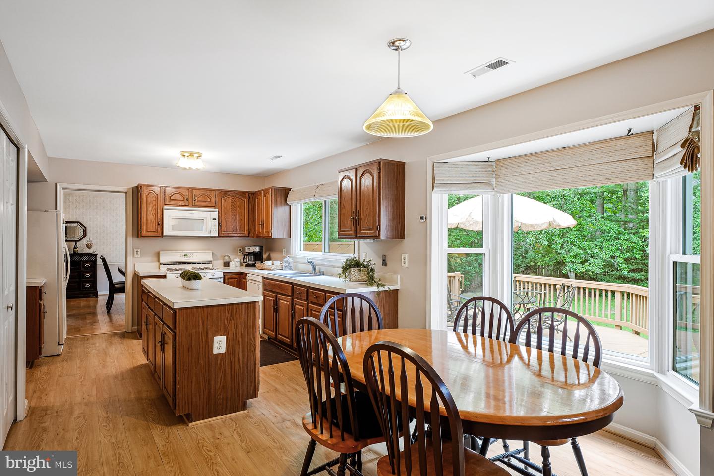 4305 WARNER LANE, CHANTILLY, Virginia 20151, 4 Bedrooms Bedrooms, ,3 BathroomsBathrooms,Residential,For sale,4305 WARNER LANE,VAFX2256604 MLS # VAFX2256604