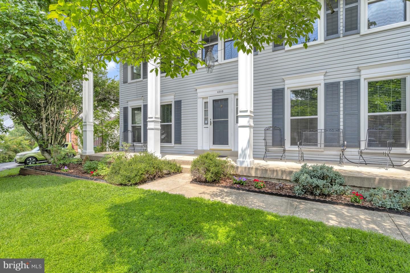 4305 WARNER LANE, CHANTILLY, Virginia 20151, 4 Bedrooms Bedrooms, ,3 BathroomsBathrooms,Residential,For sale,4305 WARNER LANE,VAFX2256604 MLS # VAFX2256604