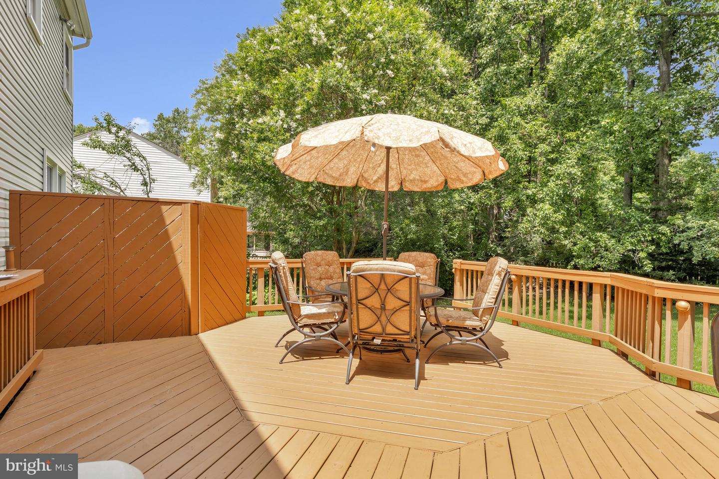 4305 WARNER LANE, CHANTILLY, Virginia 20151, 4 Bedrooms Bedrooms, ,3 BathroomsBathrooms,Residential,For sale,4305 WARNER LANE,VAFX2256604 MLS # VAFX2256604