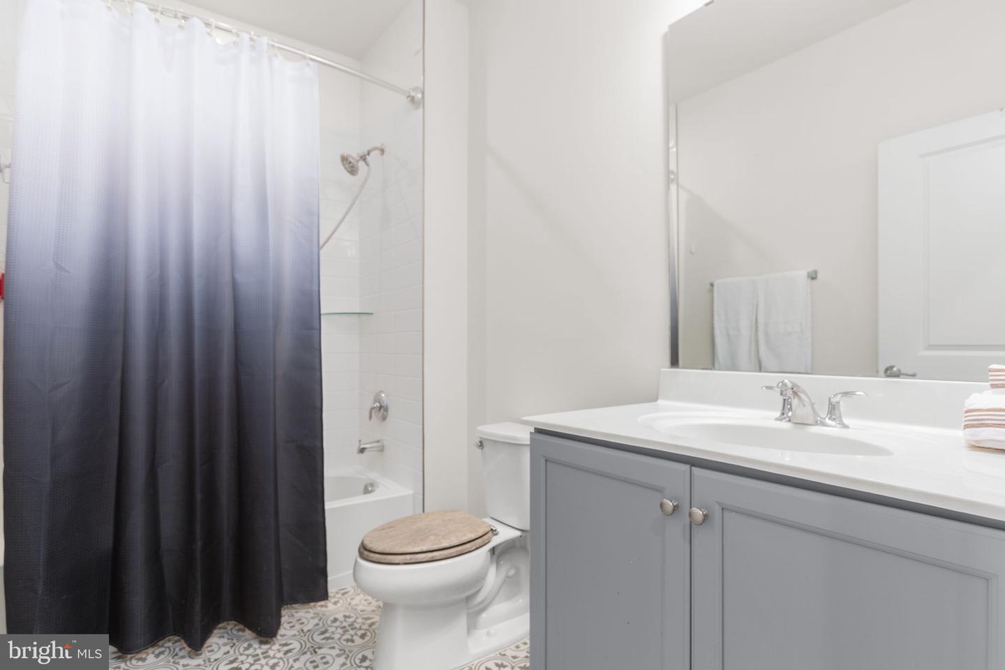 609 ANGELFISH WAY, WOODBRIDGE, Virginia 22191, 3 Bedrooms Bedrooms, ,3 BathroomsBathrooms,Residential,For sale,609 ANGELFISH WAY,VAPW2099704 MLS # VAPW2099704