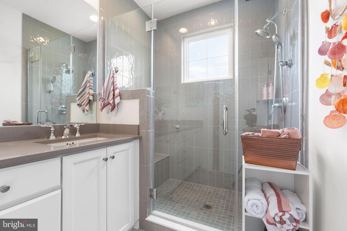 609 ANGELFISH WAY, WOODBRIDGE, Virginia 22191, 3 Bedrooms Bedrooms, ,3 BathroomsBathrooms,Residential,For sale,609 ANGELFISH WAY,VAPW2099704 MLS # VAPW2099704