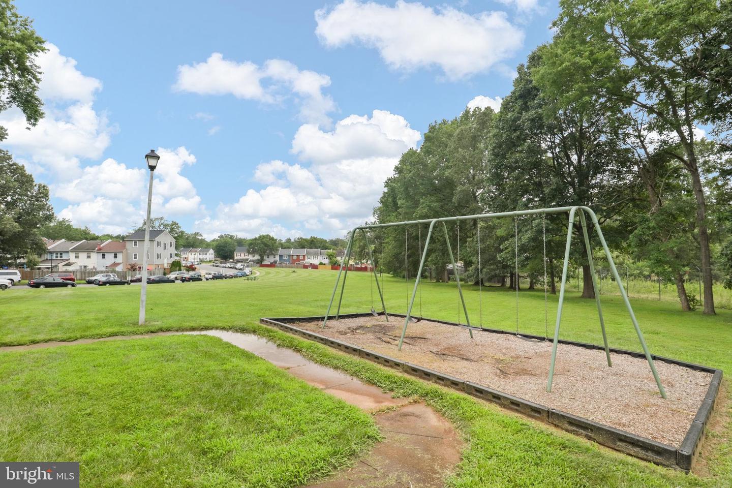 7505 BOSBURY CT, MANASSAS, Virginia 20111, 3 Bedrooms Bedrooms, 8 Rooms Rooms,1 BathroomBathrooms,Residential,For sale,7505 BOSBURY CT,VAPW2099720 MLS # VAPW2099720