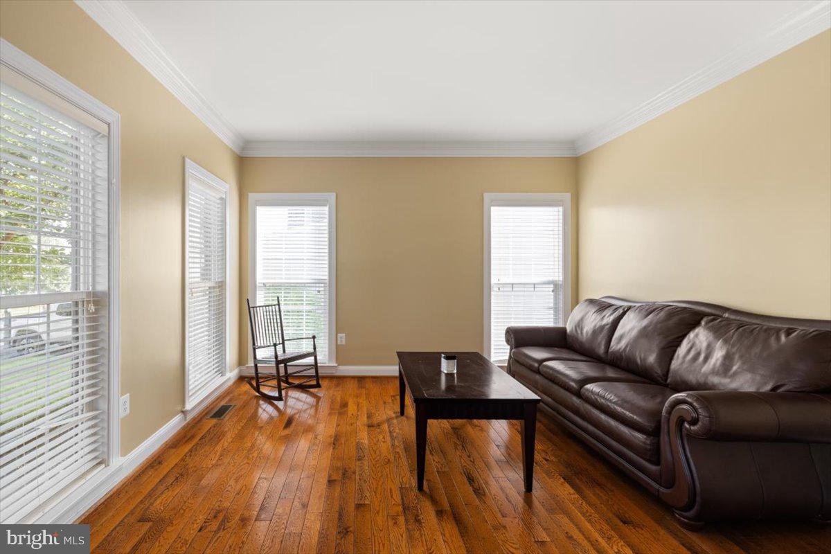 921 KENNEDY DR, WINCHESTER, Virginia 22601, 5 Bedrooms Bedrooms, ,4 BathroomsBathrooms,Residential,For sale,921 KENNEDY DR,VAWI2008744 MLS # VAWI2008744