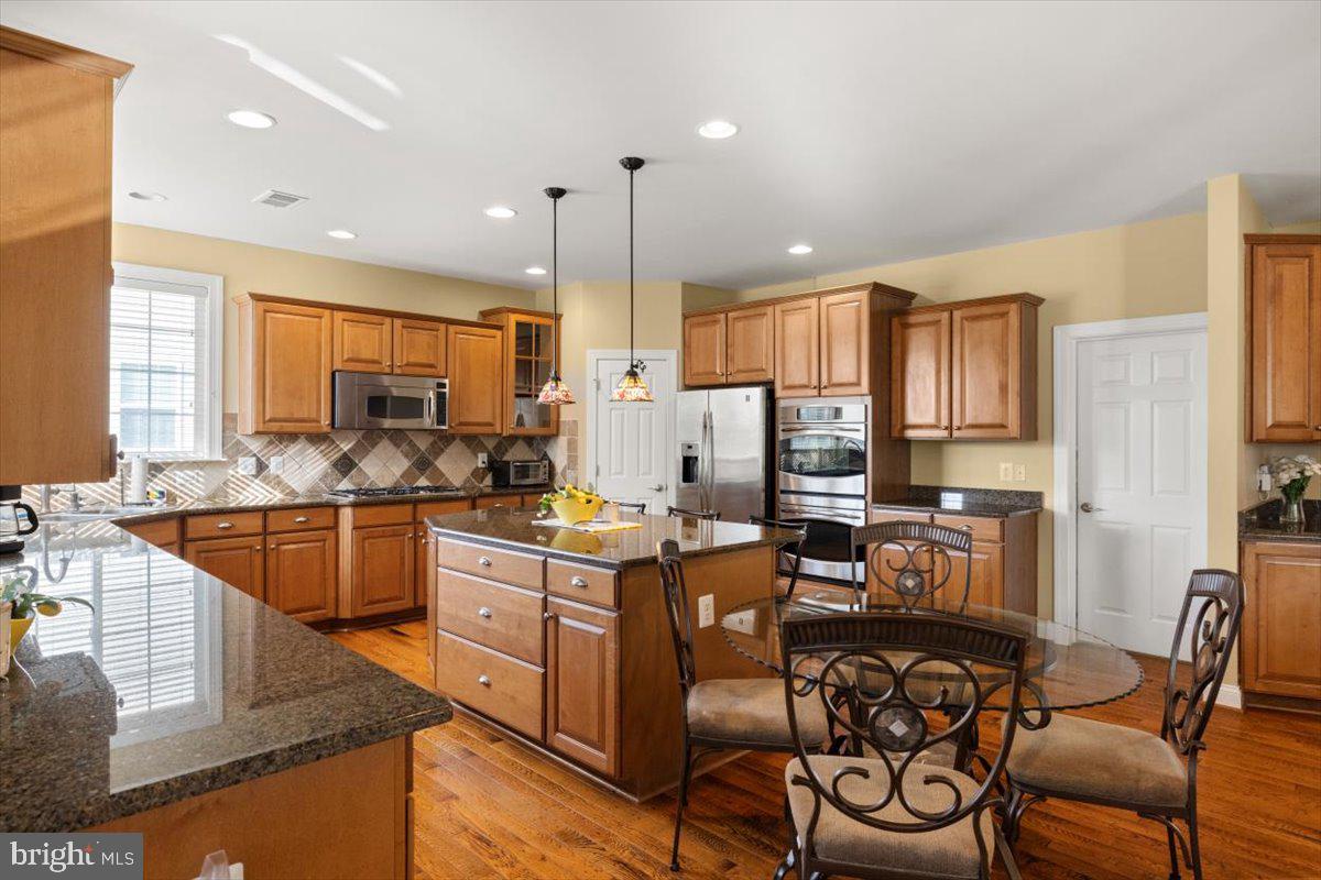 921 KENNEDY DR, WINCHESTER, Virginia 22601, 5 Bedrooms Bedrooms, ,4 BathroomsBathrooms,Residential,For sale,921 KENNEDY DR,VAWI2008744 MLS # VAWI2008744