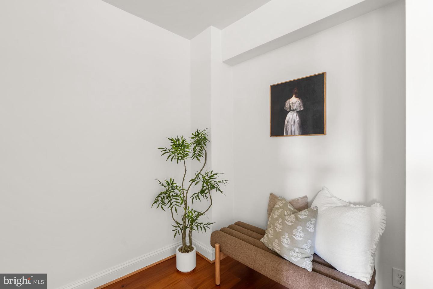 2500 Q ST NW #524, WASHINGTON, District Of Columbia 20007, 1 Bedroom Bedrooms, ,1 BathroomBathrooms,Residential,For sale,2500 Q ST NW #524,DCDC2211586 MLS # DCDC2211586