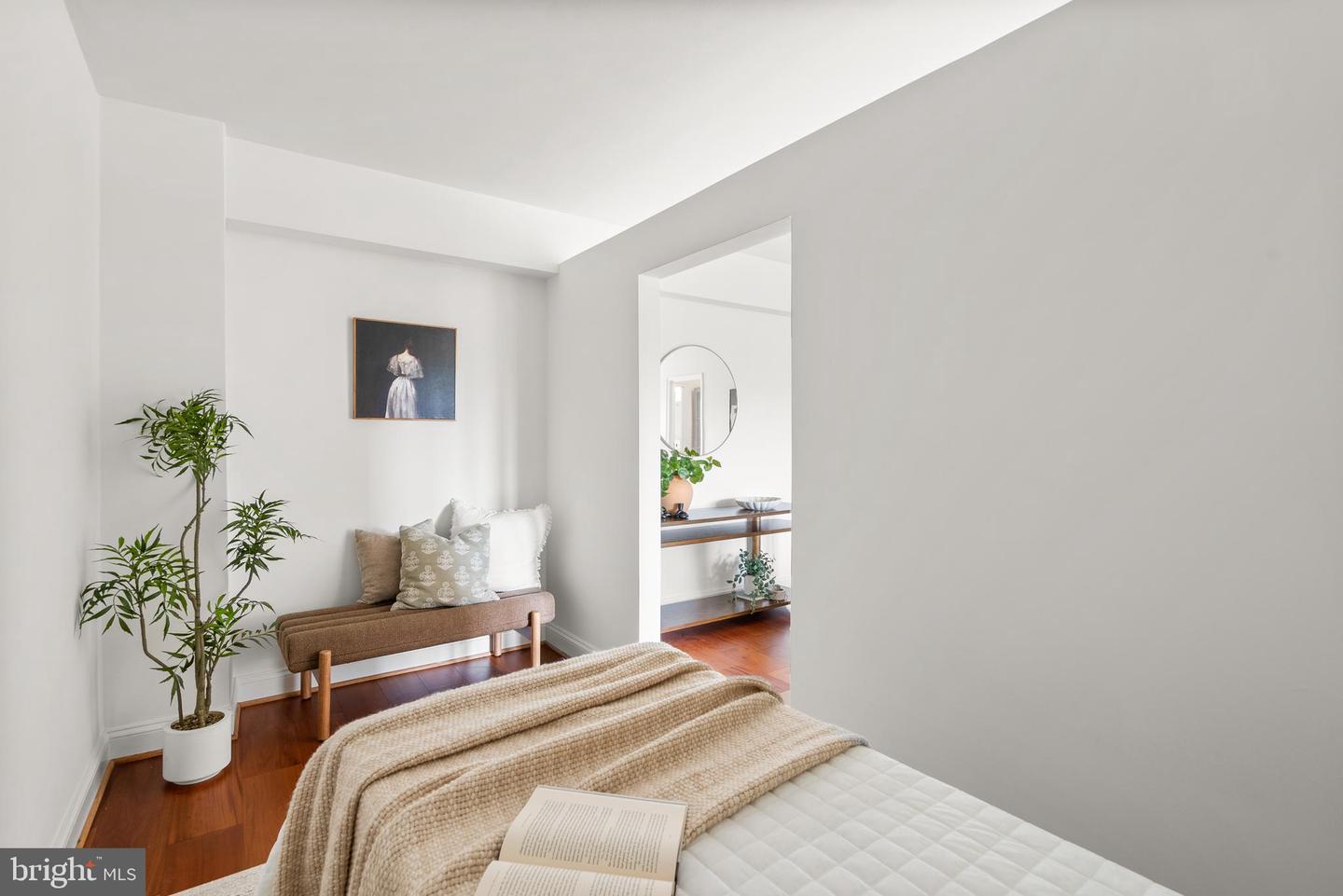 2500 Q ST NW #524, WASHINGTON, District Of Columbia 20007, 1 Bedroom Bedrooms, ,1 BathroomBathrooms,Residential,For sale,2500 Q ST NW #524,DCDC2211586 MLS # DCDC2211586