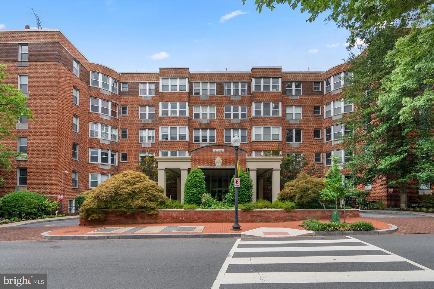 2500 Q ST NW #524, WASHINGTON, District Of Columbia 20007, 1 Bedroom Bedrooms, ,1 BathroomBathrooms,Residential,For sale,2500 Q ST NW #524,DCDC2211586 MLS # DCDC2211586