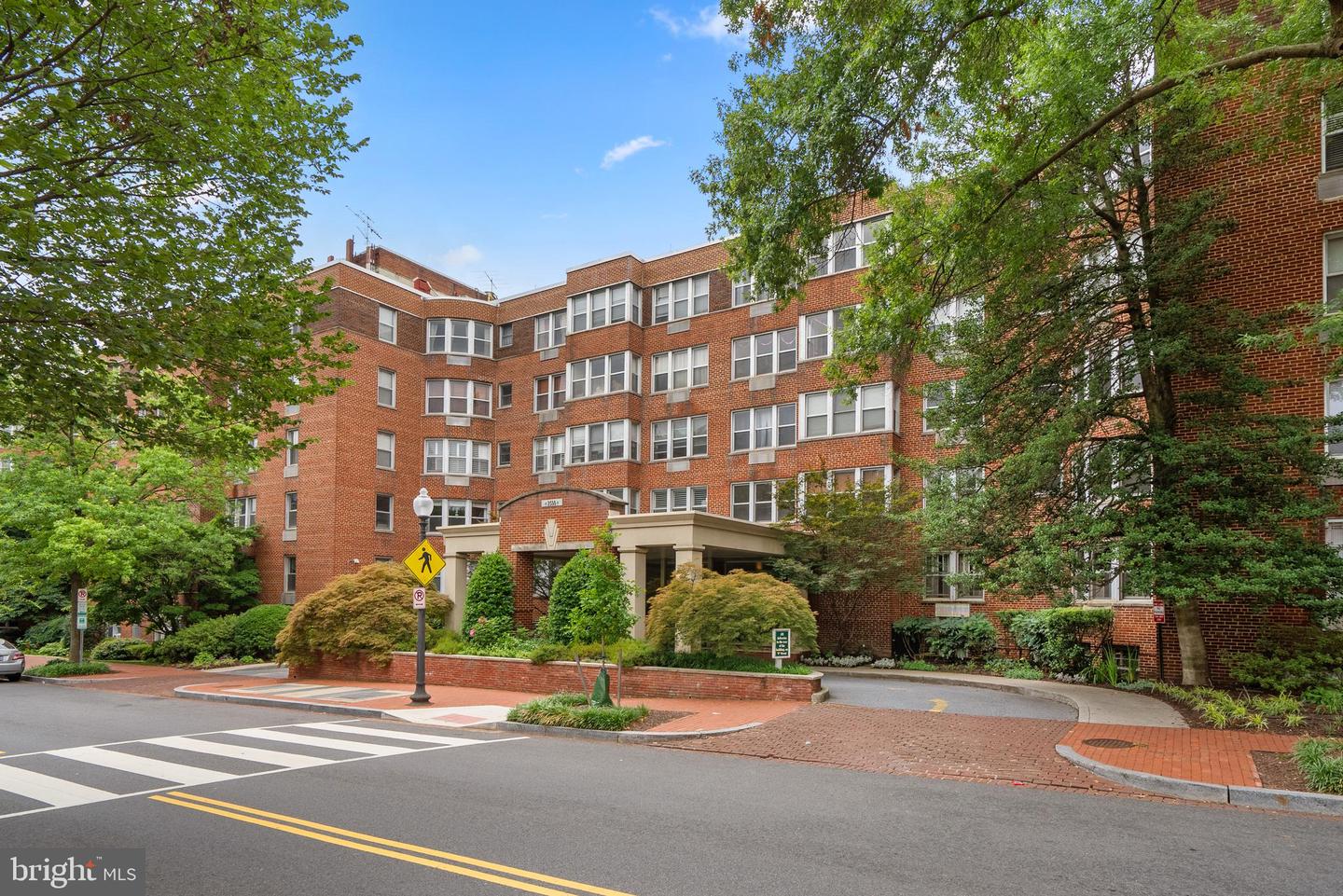 2500 Q ST NW #524, WASHINGTON, District Of Columbia 20007, 1 Bedroom Bedrooms, ,1 BathroomBathrooms,Residential,For sale,2500 Q ST NW #524,DCDC2211586 MLS # DCDC2211586