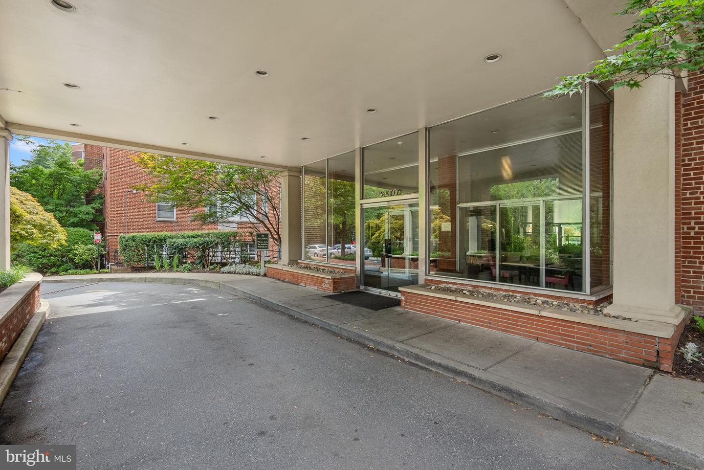2500 Q ST NW #524, WASHINGTON, District Of Columbia 20007, 1 Bedroom Bedrooms, ,1 BathroomBathrooms,Residential,For sale,2500 Q ST NW #524,DCDC2211586 MLS # DCDC2211586