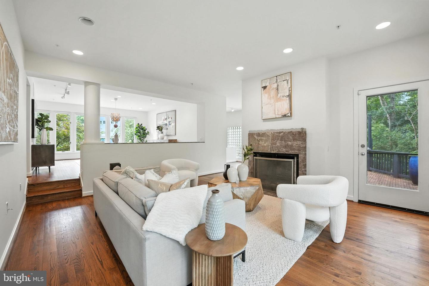6702 OREGON AVE NW, WASHINGTON, District Of Columbia 20015, 5 Bedrooms Bedrooms, ,4 BathroomsBathrooms,Residential,For sale,6702 OREGON AVE NW,DCDC2211592 MLS # DCDC2211592