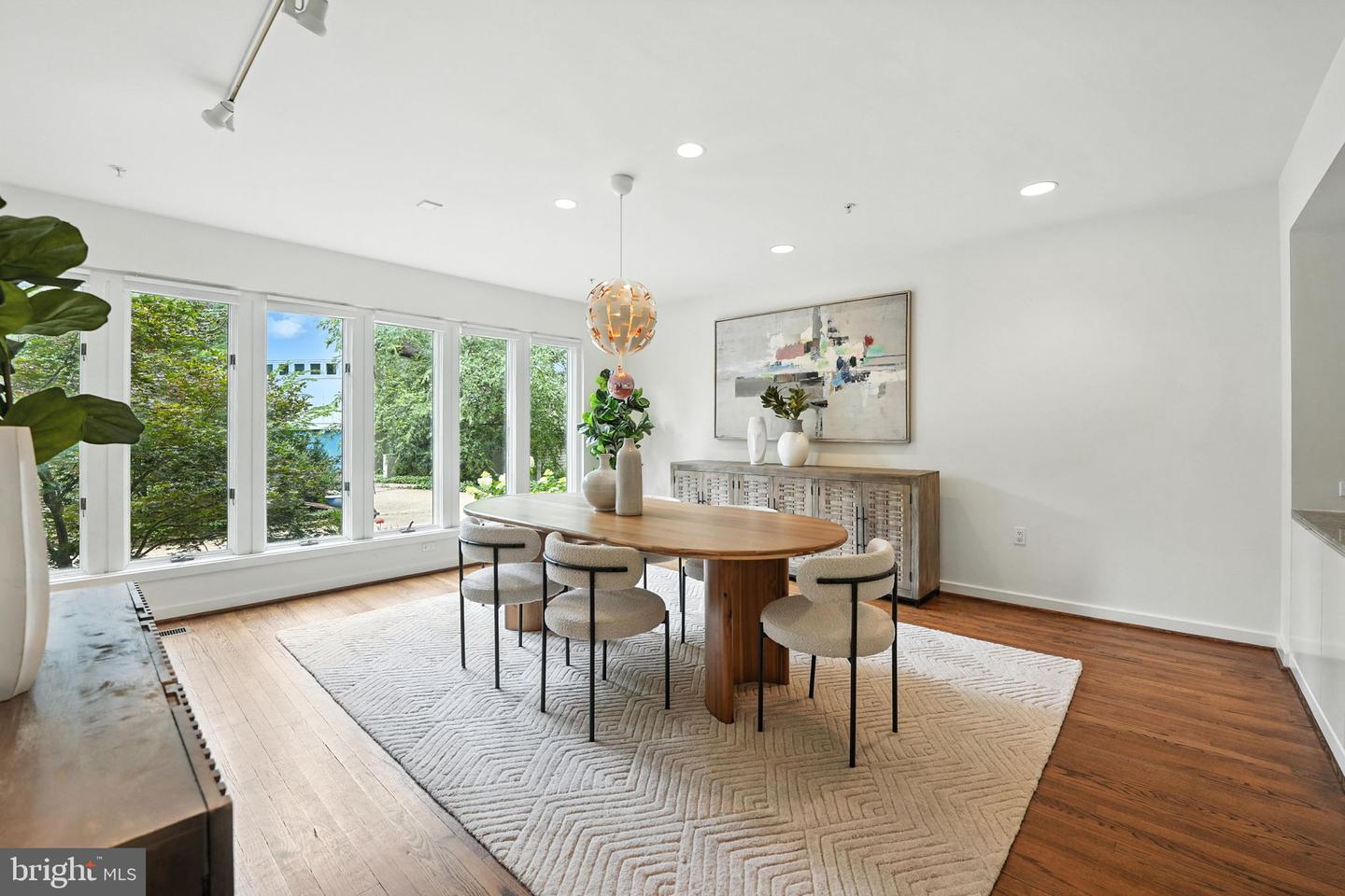 6702 OREGON AVE NW, WASHINGTON, District Of Columbia 20015, 5 Bedrooms Bedrooms, ,4 BathroomsBathrooms,Residential,For sale,6702 OREGON AVE NW,DCDC2211592 MLS # DCDC2211592