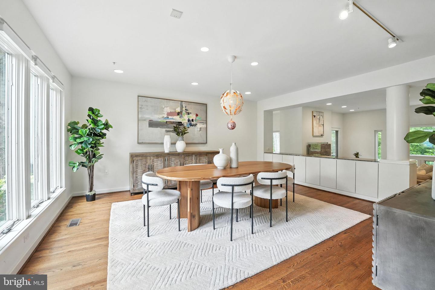 6702 OREGON AVE NW, WASHINGTON, District Of Columbia 20015, 5 Bedrooms Bedrooms, ,4 BathroomsBathrooms,Residential,For sale,6702 OREGON AVE NW,DCDC2211592 MLS # DCDC2211592