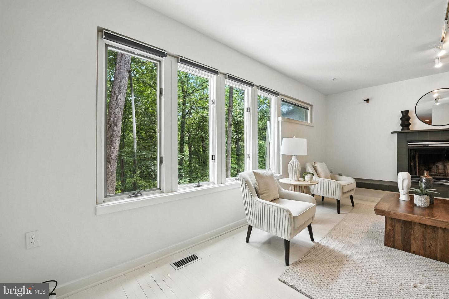 6702 OREGON AVE NW, WASHINGTON, District Of Columbia 20015, 5 Bedrooms Bedrooms, ,4 BathroomsBathrooms,Residential,For sale,6702 OREGON AVE NW,DCDC2211592 MLS # DCDC2211592