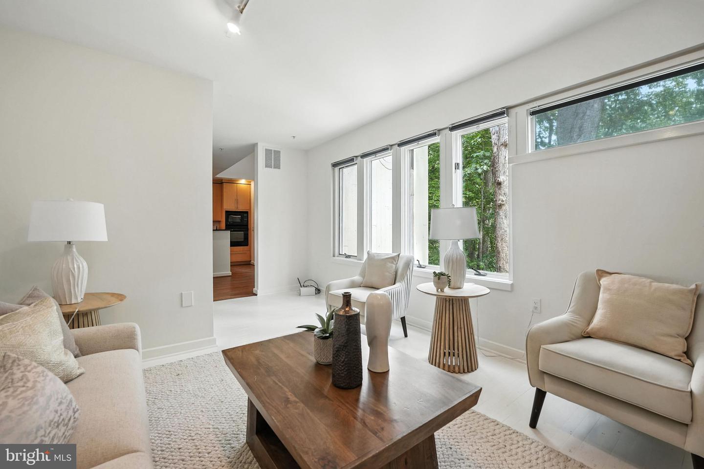 6702 OREGON AVE NW, WASHINGTON, District Of Columbia 20015, 5 Bedrooms Bedrooms, ,4 BathroomsBathrooms,Residential,For sale,6702 OREGON AVE NW,DCDC2211592 MLS # DCDC2211592