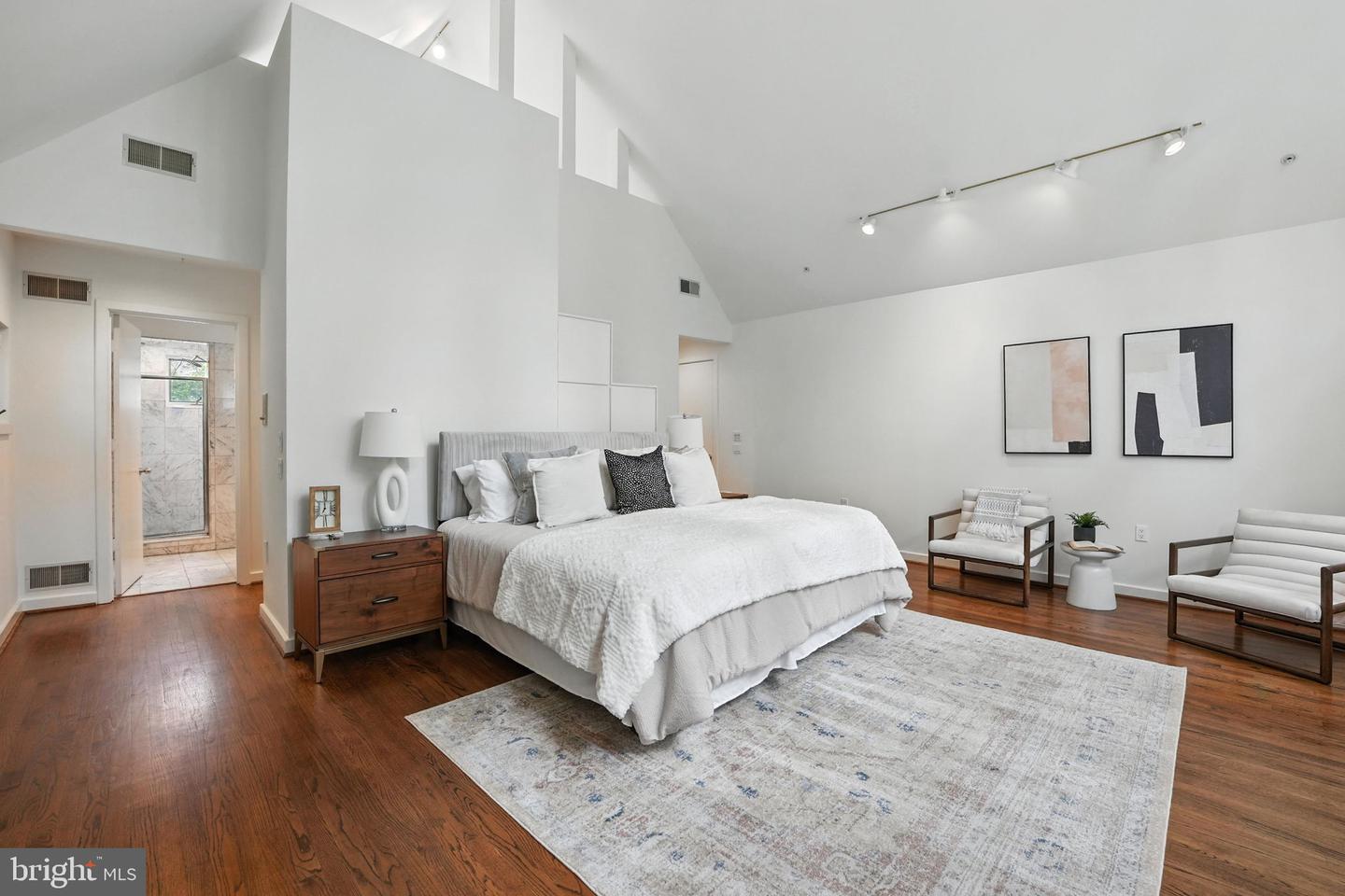 6702 OREGON AVE NW, WASHINGTON, District Of Columbia 20015, 5 Bedrooms Bedrooms, ,4 BathroomsBathrooms,Residential,For sale,6702 OREGON AVE NW,DCDC2211592 MLS # DCDC2211592