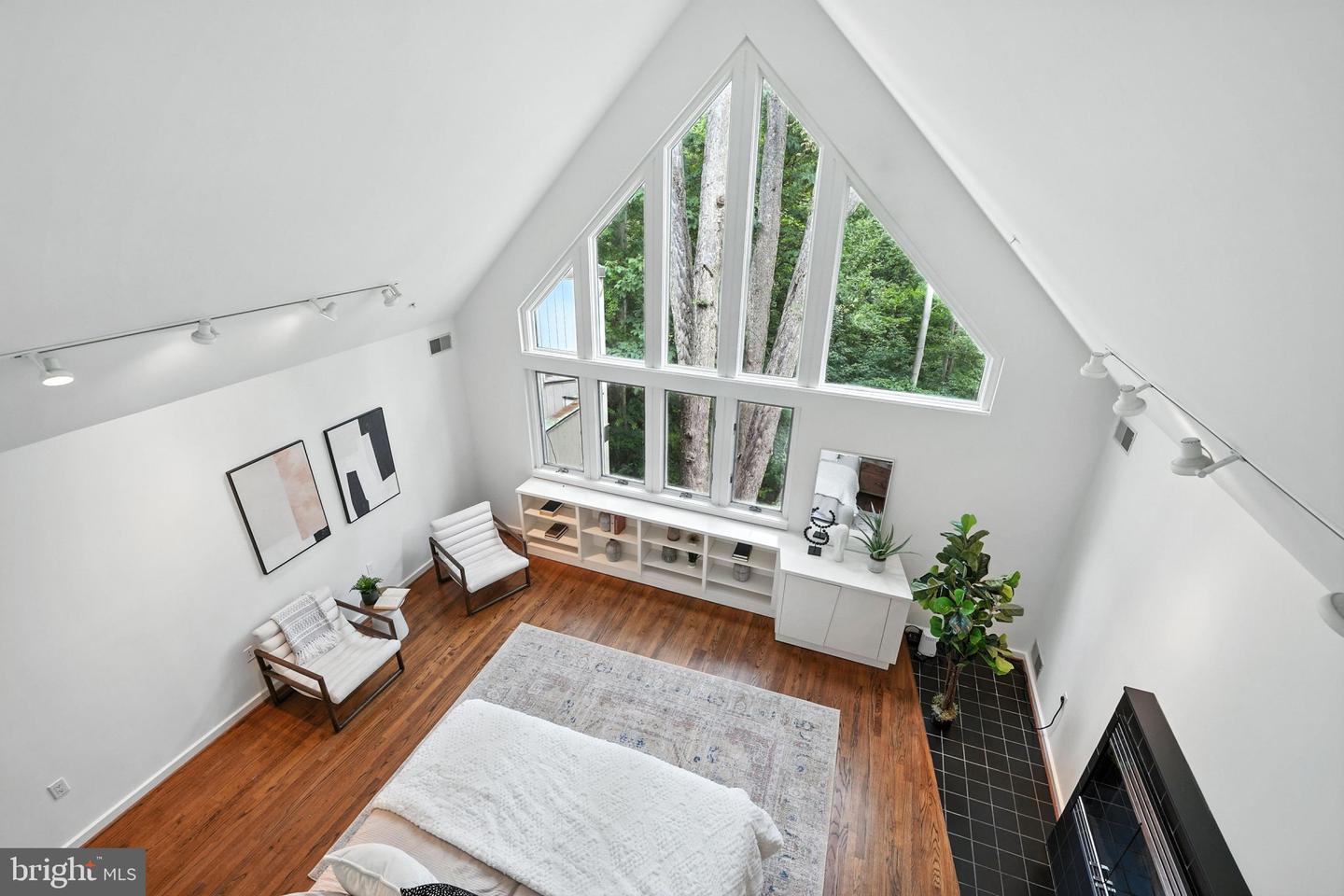 6702 OREGON AVE NW, WASHINGTON, District Of Columbia 20015, 5 Bedrooms Bedrooms, ,4 BathroomsBathrooms,Residential,For sale,6702 OREGON AVE NW,DCDC2211592 MLS # DCDC2211592