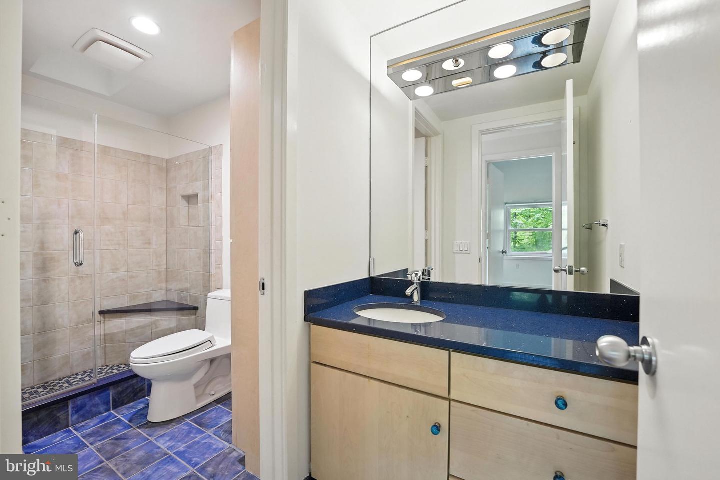 6702 OREGON AVE NW, WASHINGTON, District Of Columbia 20015, 5 Bedrooms Bedrooms, ,4 BathroomsBathrooms,Residential,For sale,6702 OREGON AVE NW,DCDC2211592 MLS # DCDC2211592