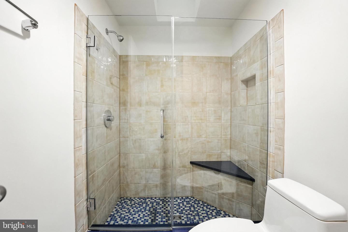6702 OREGON AVE NW, WASHINGTON, District Of Columbia 20015, 5 Bedrooms Bedrooms, ,4 BathroomsBathrooms,Residential,For sale,6702 OREGON AVE NW,DCDC2211592 MLS # DCDC2211592