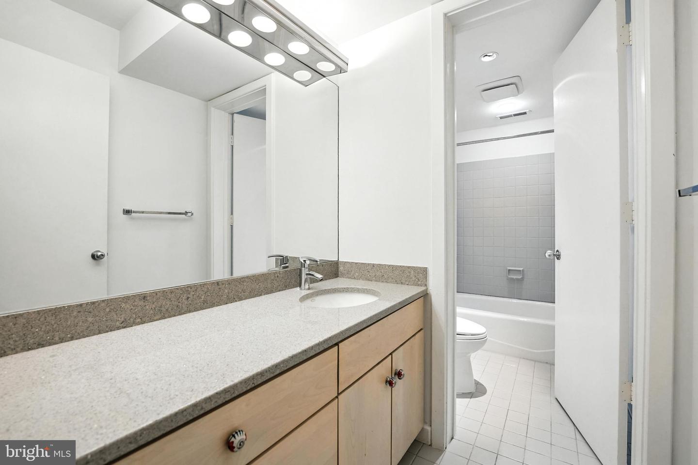 6702 OREGON AVE NW, WASHINGTON, District Of Columbia 20015, 5 Bedrooms Bedrooms, ,4 BathroomsBathrooms,Residential,For sale,6702 OREGON AVE NW,DCDC2211592 MLS # DCDC2211592