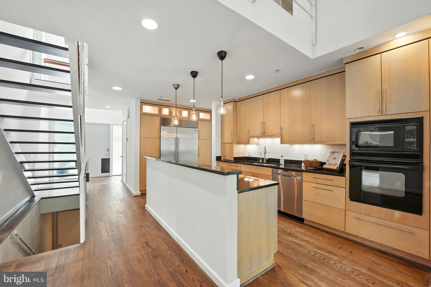 6702 OREGON AVE NW, WASHINGTON, District Of Columbia 20015, 5 Bedrooms Bedrooms, ,4 BathroomsBathrooms,Residential,For sale,6702 OREGON AVE NW,DCDC2211592 MLS # DCDC2211592