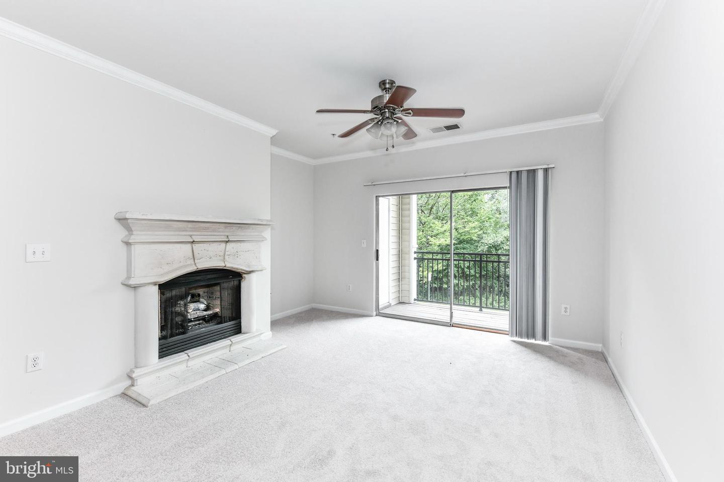12953 CENTRE PARK CIR #222, HERNDON, Virginia 20171, 2 Bedrooms Bedrooms, ,1 BathroomBathrooms,Residential,For sale,12953 CENTRE PARK CIR #222,VAFX2256418 MLS # VAFX2256418
