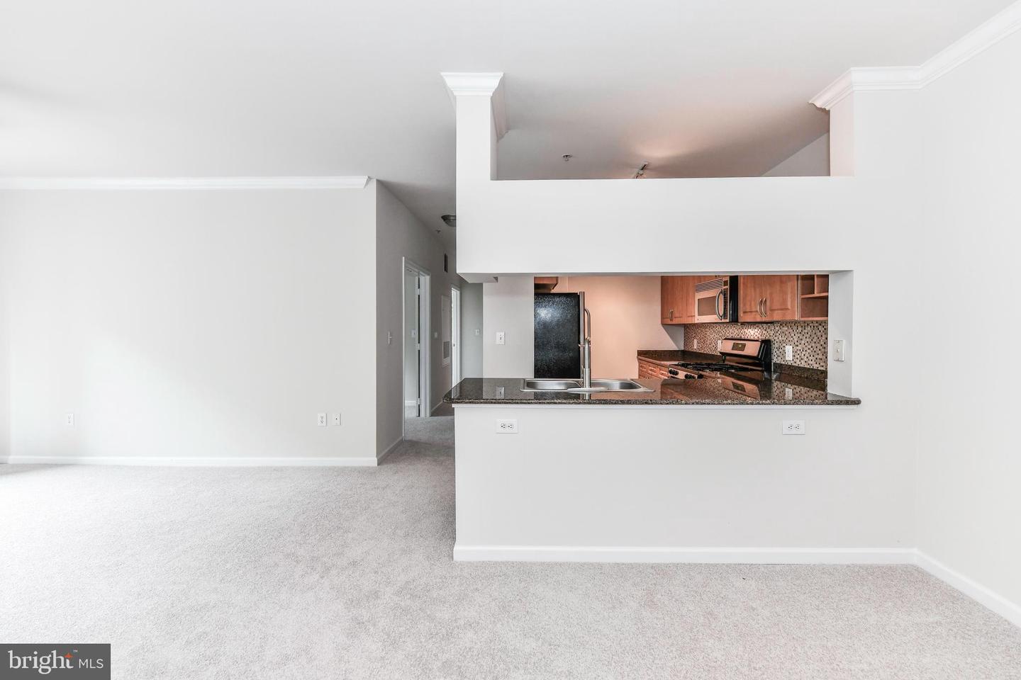 12953 CENTRE PARK CIR #222, HERNDON, Virginia 20171, 2 Bedrooms Bedrooms, ,1 BathroomBathrooms,Residential,For sale,12953 CENTRE PARK CIR #222,VAFX2256418 MLS # VAFX2256418