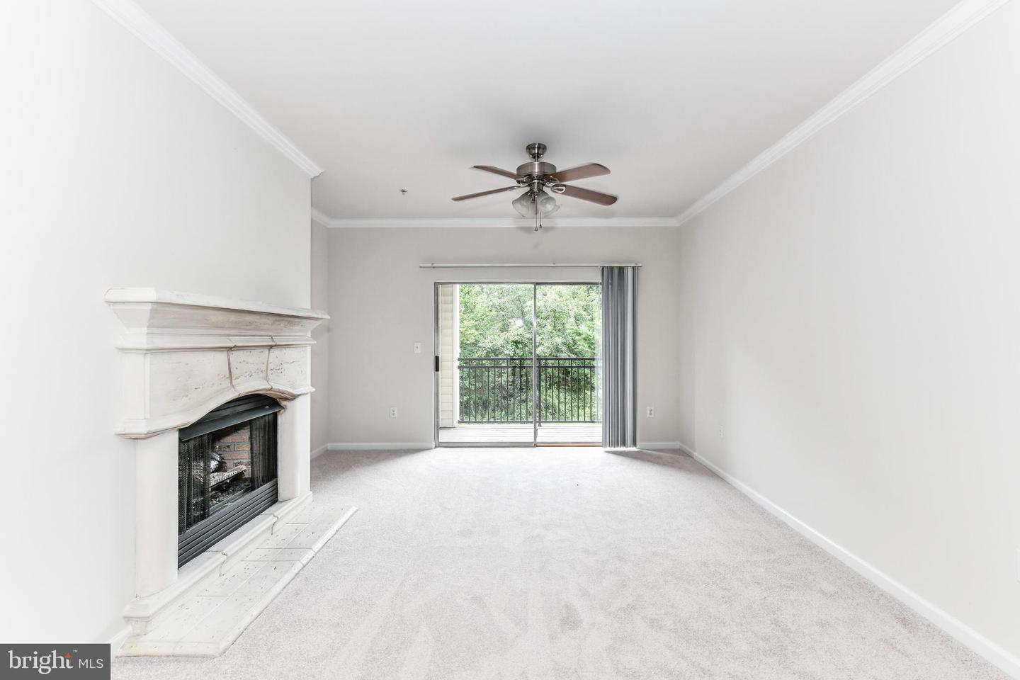12953 CENTRE PARK CIR #222, HERNDON, Virginia 20171, 2 Bedrooms Bedrooms, ,1 BathroomBathrooms,Residential,For sale,12953 CENTRE PARK CIR #222,VAFX2256418 MLS # VAFX2256418