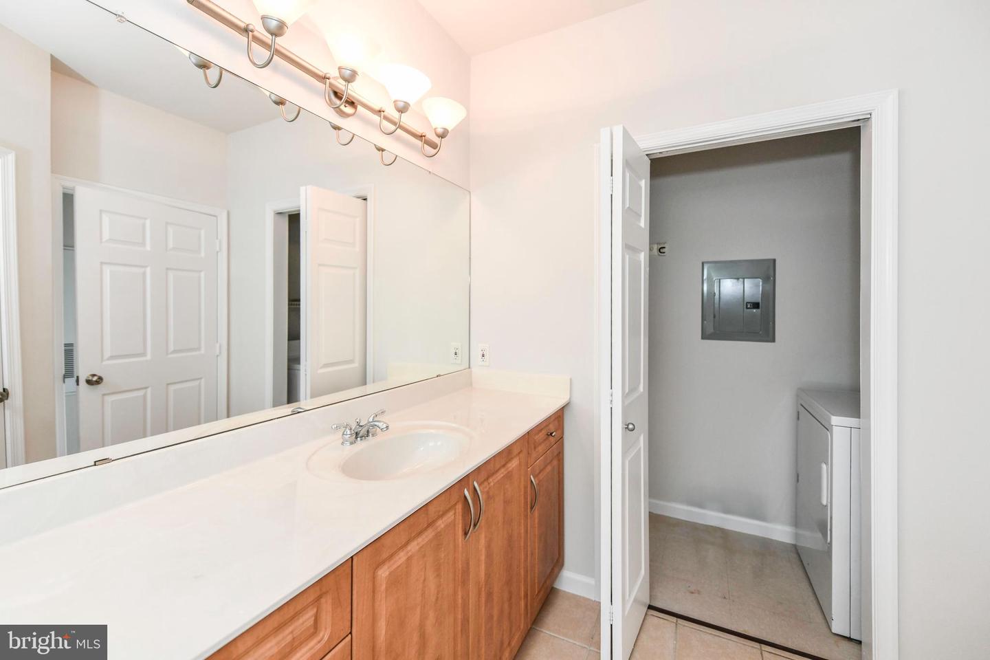 12953 CENTRE PARK CIR #222, HERNDON, Virginia 20171, 2 Bedrooms Bedrooms, ,1 BathroomBathrooms,Residential,For sale,12953 CENTRE PARK CIR #222,VAFX2256418 MLS # VAFX2256418