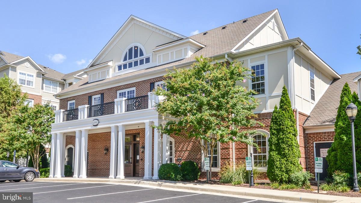 12953 CENTRE PARK CIR #222, HERNDON, Virginia 20171, 2 Bedrooms Bedrooms, ,1 BathroomBathrooms,Residential,For sale,12953 CENTRE PARK CIR #222,VAFX2256418 MLS # VAFX2256418
