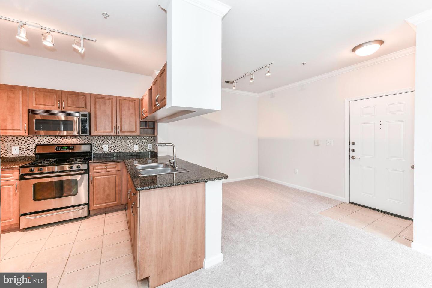 12953 CENTRE PARK CIR #222, HERNDON, Virginia 20171, 2 Bedrooms Bedrooms, ,1 BathroomBathrooms,Residential,For sale,12953 CENTRE PARK CIR #222,VAFX2256418 MLS # VAFX2256418