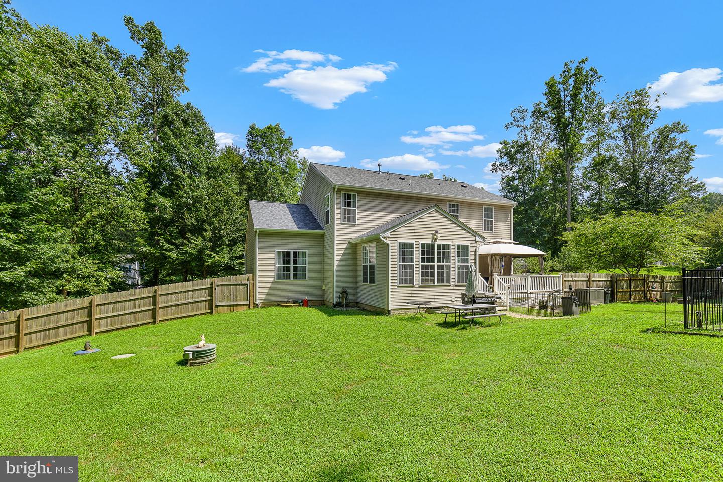 10108 BROOKRUN CT, SPOTSYLVANIA, Virginia 22553, 4 Bedrooms Bedrooms, ,3 BathroomsBathrooms,Residential,For sale,10108 BROOKRUN CT,VASP2034866 MLS # VASP2034866