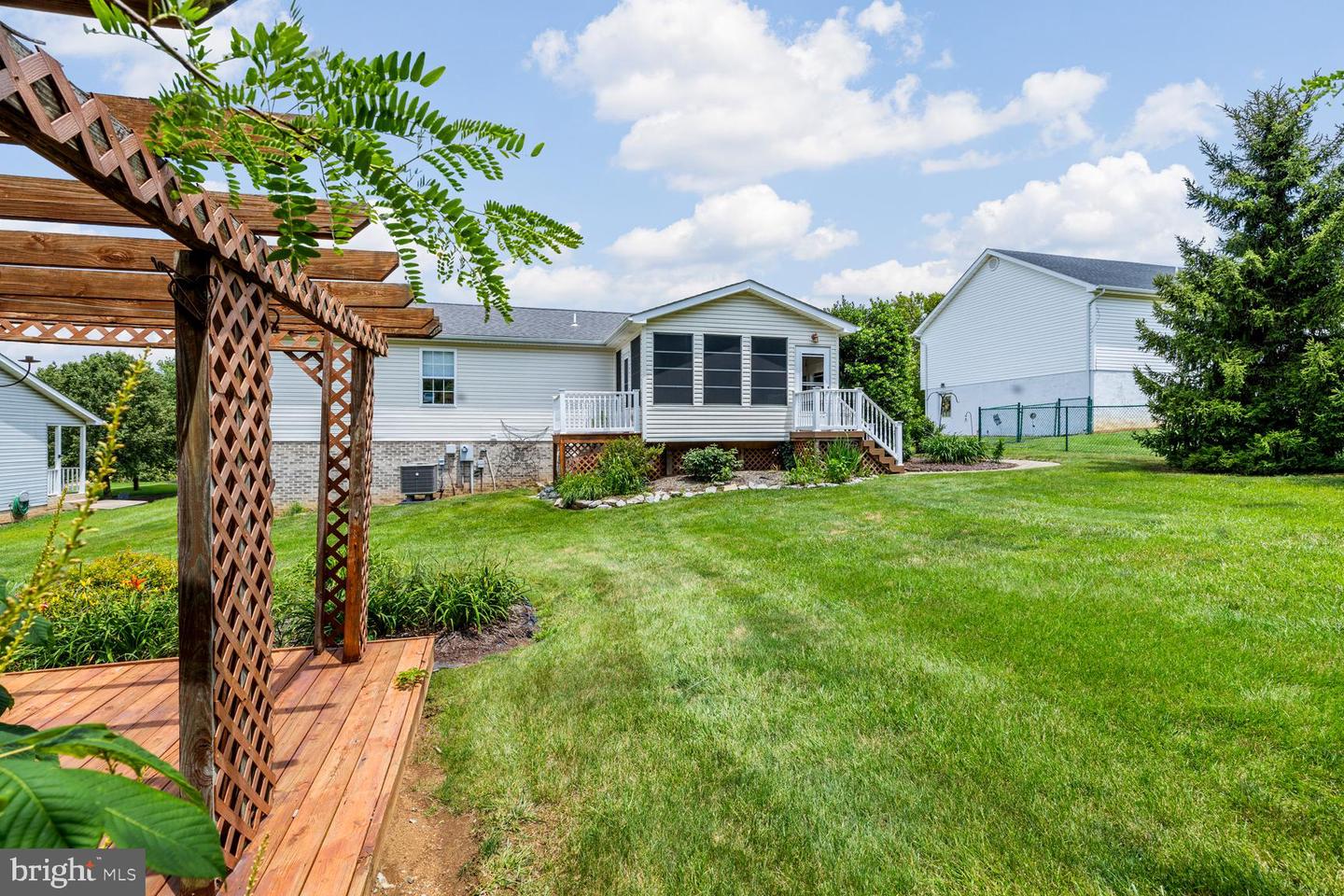 62 DORAL DR, MAURERTOWN, Virginia 22644, 3 Bedrooms Bedrooms, ,2 BathroomsBathrooms,Residential,For sale,62 DORAL DR,VASH2012038 MLS # VASH2012038