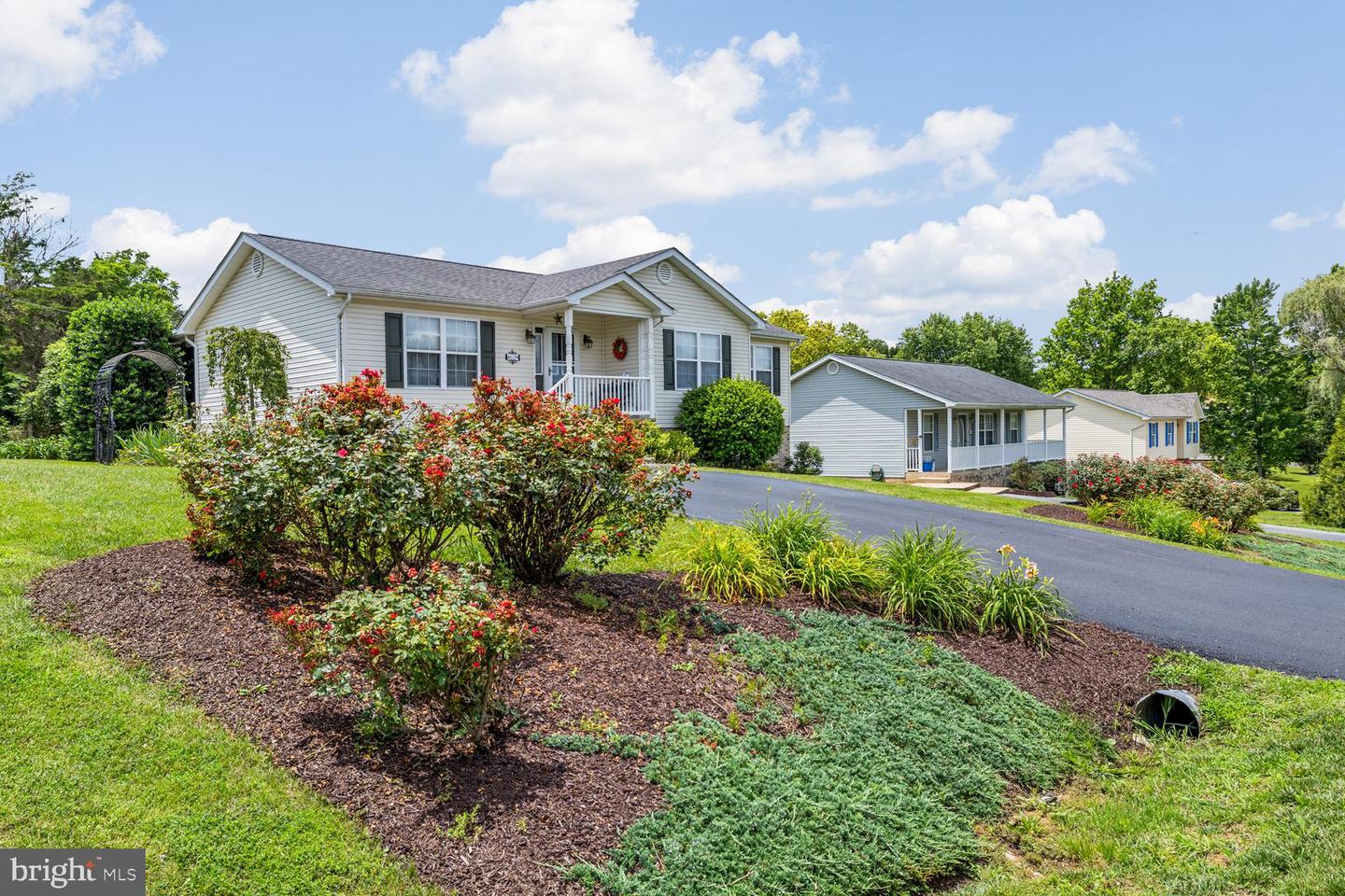 62 DORAL DR, MAURERTOWN, Virginia 22644, 3 Bedrooms Bedrooms, ,2 BathroomsBathrooms,Residential,For sale,62 DORAL DR,VASH2012038 MLS # VASH2012038
