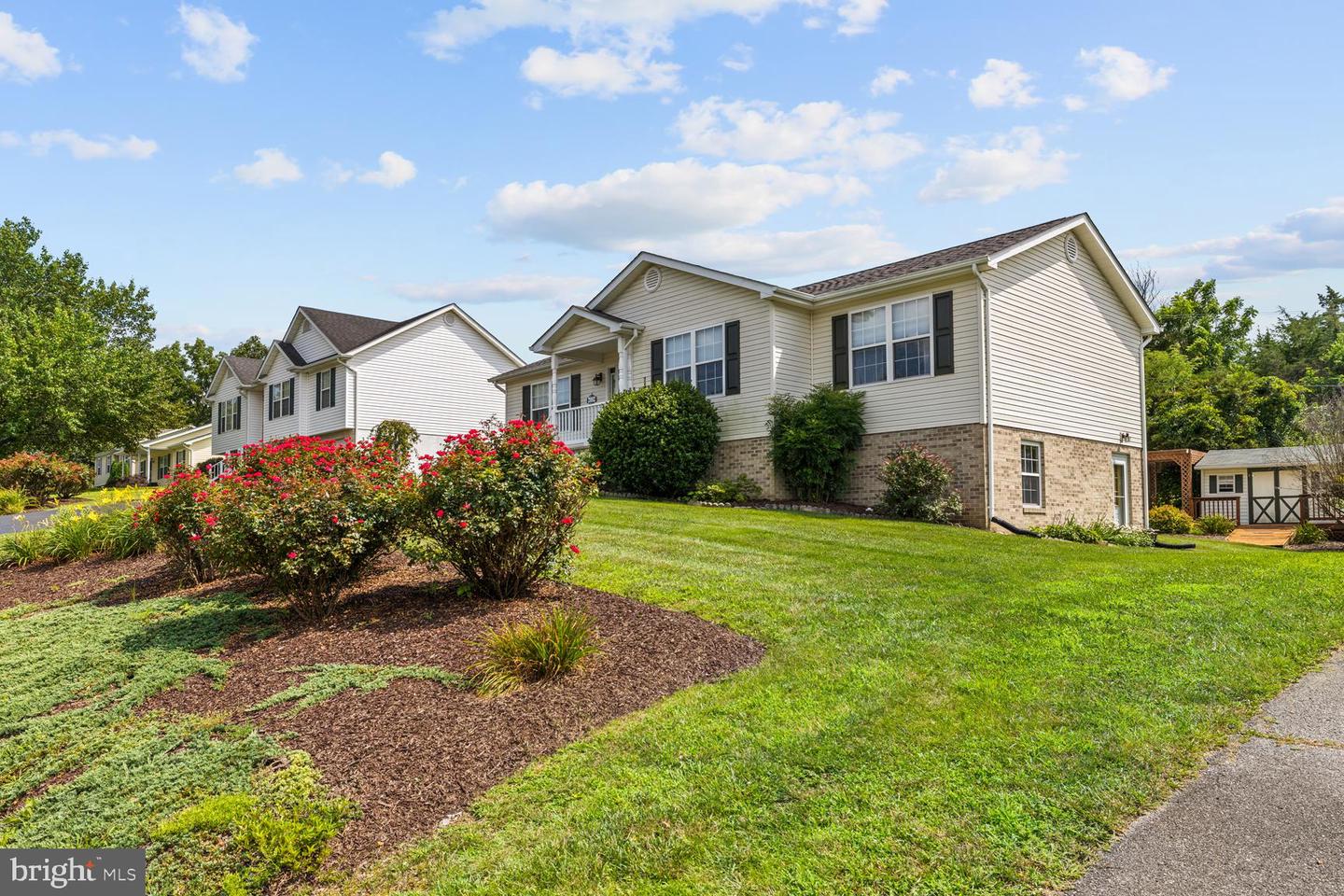 62 DORAL DR, MAURERTOWN, Virginia 22644, 3 Bedrooms Bedrooms, ,2 BathroomsBathrooms,Residential,For sale,62 DORAL DR,VASH2012038 MLS # VASH2012038