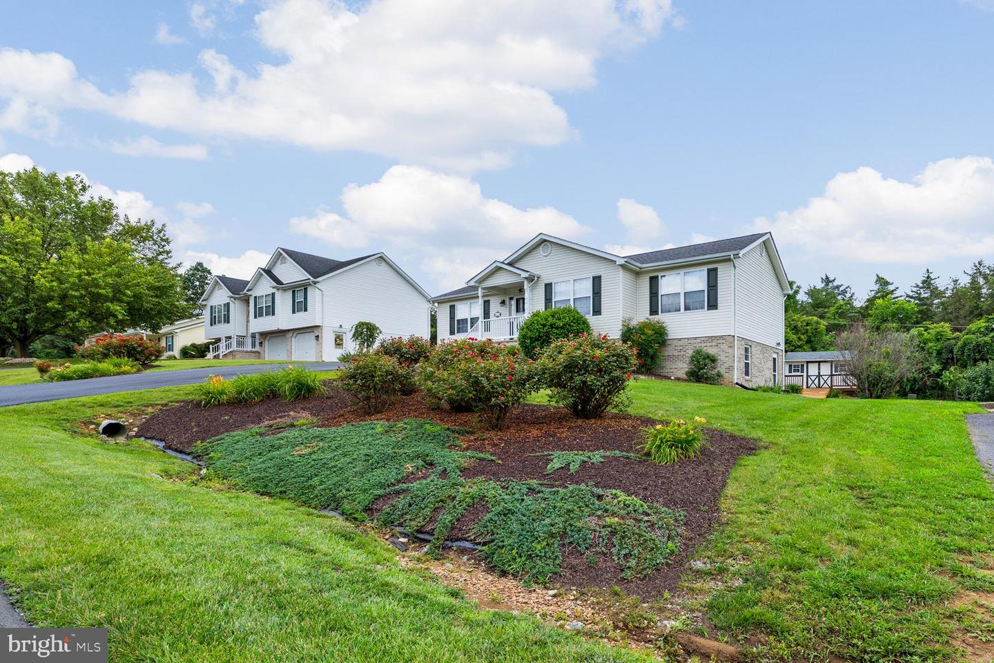 62 DORAL DR, MAURERTOWN, Virginia 22644, 3 Bedrooms Bedrooms, ,2 BathroomsBathrooms,Residential,For sale,62 DORAL DR,VASH2012038 MLS # VASH2012038
