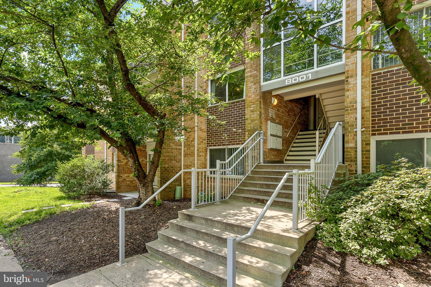 8001 CHANUTE PL #15, FALLS CHURCH, Virginia 22042, 1 Bedroom Bedrooms, ,1 BathroomBathrooms,Residential,For sale,8001 CHANUTE PL #15,VAFX2256700 MLS # VAFX2256700