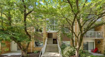 8001 CHANUTE PL #15, FALLS CHURCH, Virginia 22042, 1 Bedroom Bedrooms, ,1 BathroomBathrooms,Residential,For sale,8001 CHANUTE PL #15,VAFX2256700 MLS # VAFX2256700