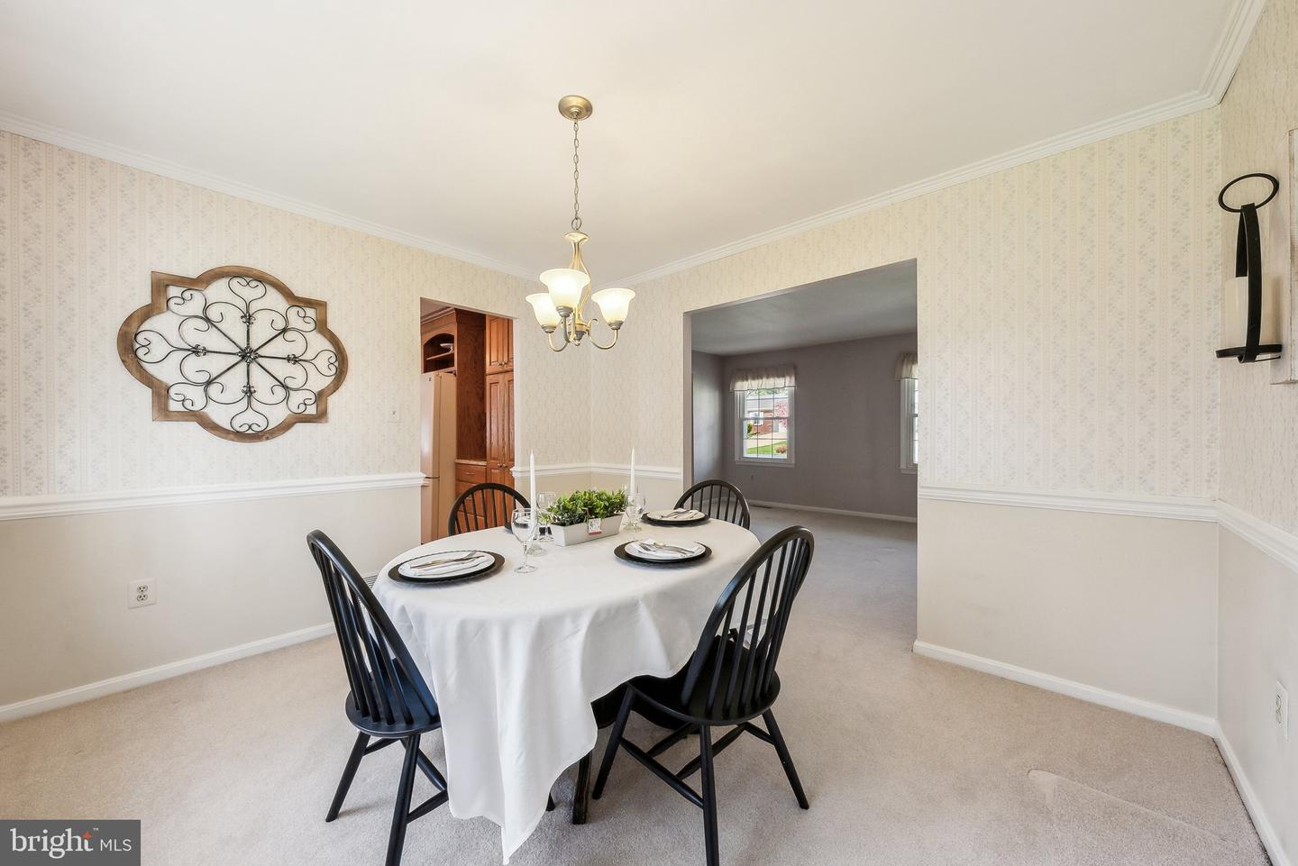 8312 TIMBER BROOK LN, SPRINGFIELD, Virginia 22153, 3 Bedrooms Bedrooms, ,2 BathroomsBathrooms,Residential,For sale,8312 TIMBER BROOK LN,VAFX2256792 MLS # VAFX2256792