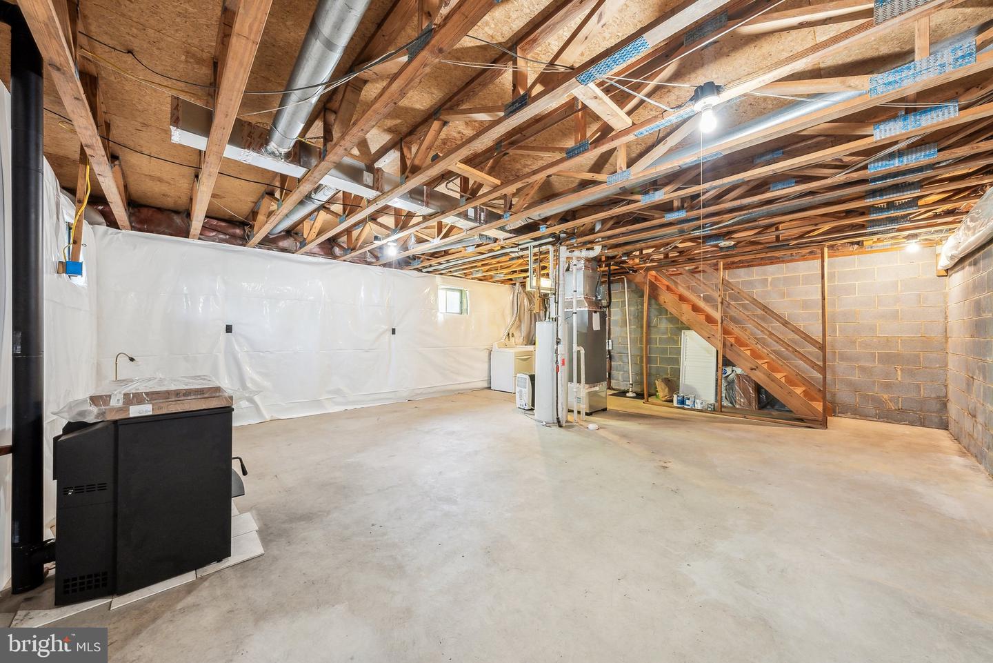 8312 TIMBER BROOK LN, SPRINGFIELD, Virginia 22153, 3 Bedrooms Bedrooms, ,2 BathroomsBathrooms,Residential,For sale,8312 TIMBER BROOK LN,VAFX2256792 MLS # VAFX2256792