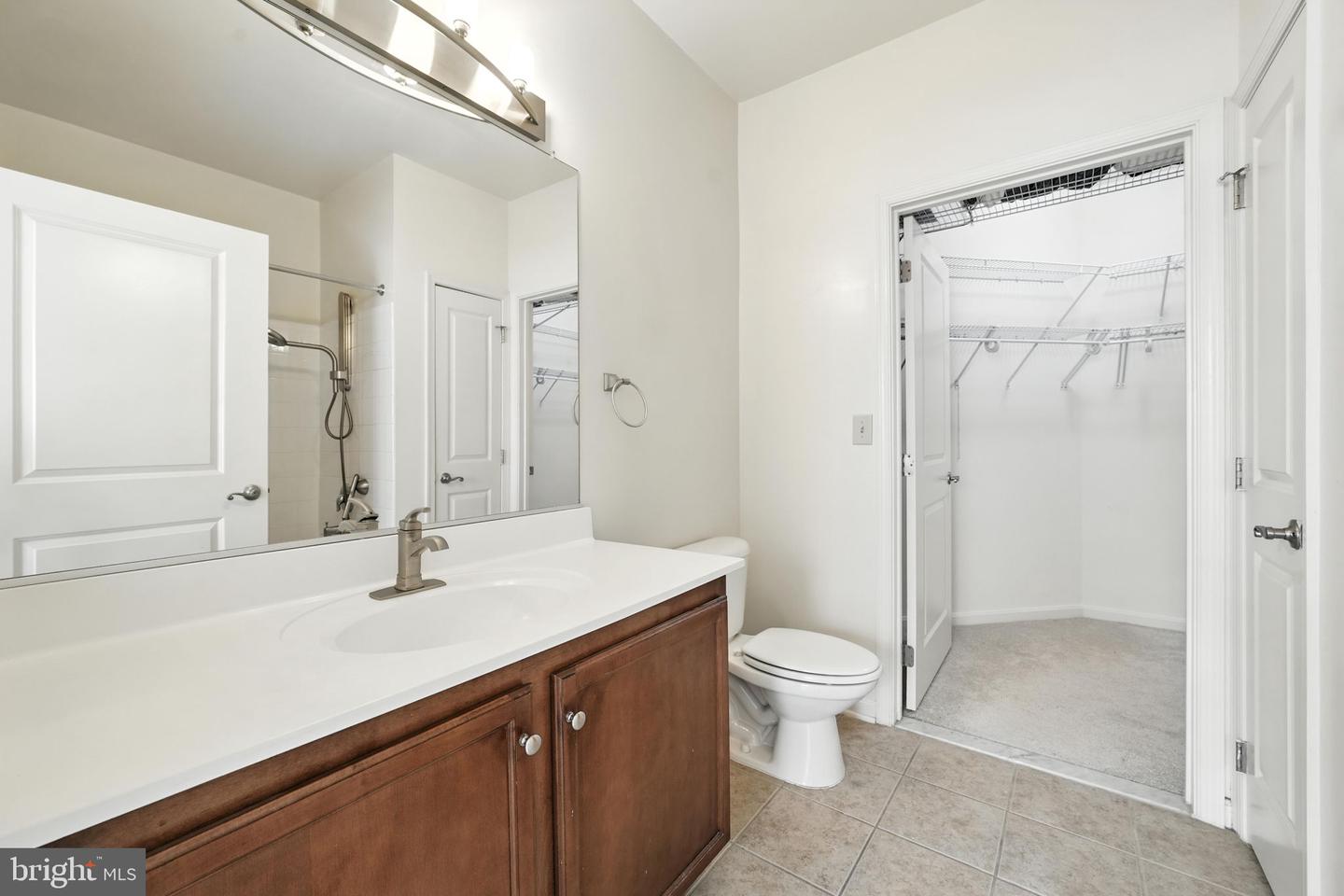 2665 PROSPERITY AVE #211, FAIRFAX, Virginia 22031, 2 Bedrooms Bedrooms, ,2 BathroomsBathrooms,Residential,For sale,2665 PROSPERITY AVE #211,VAFX2256896 MLS # VAFX2256896