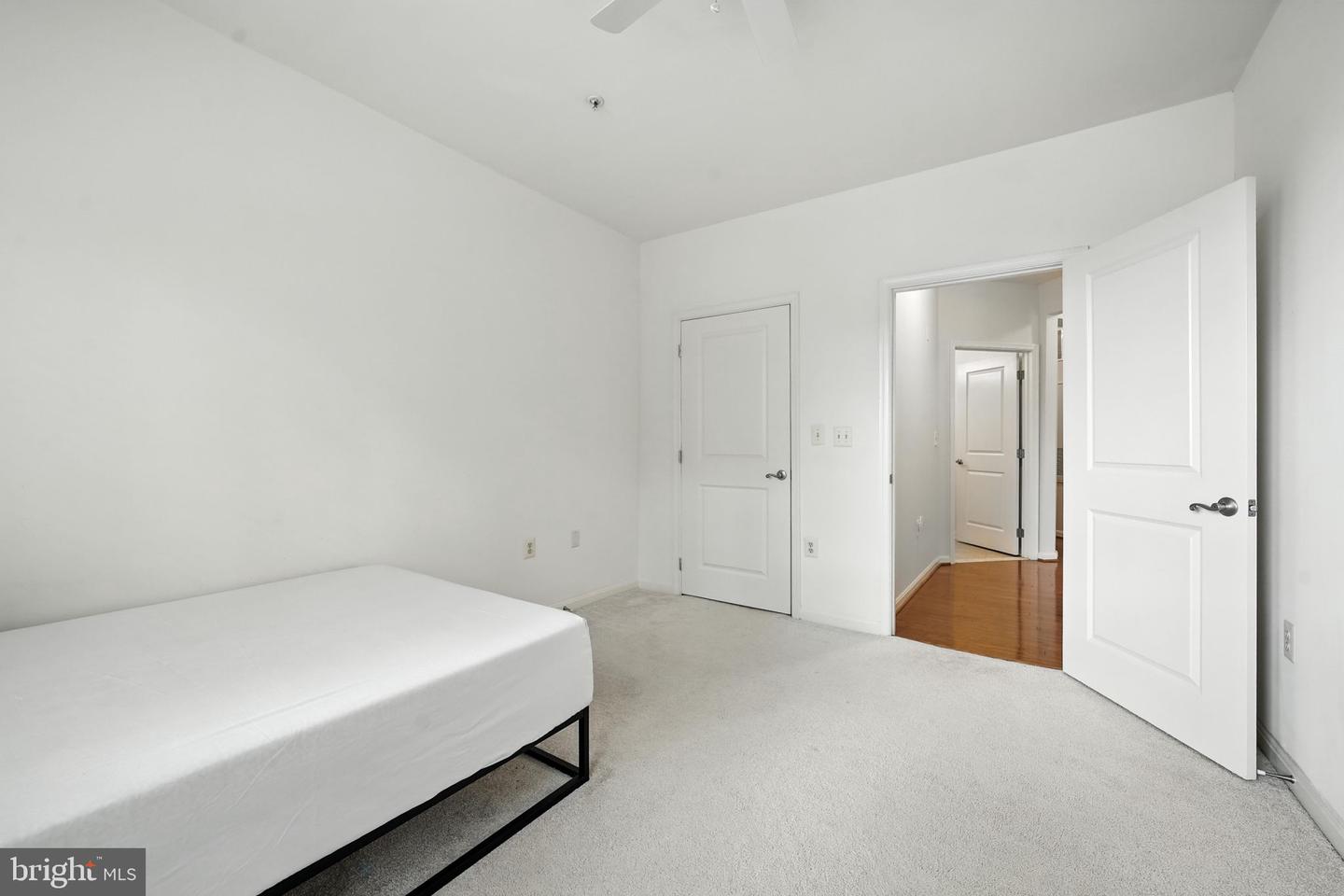 2665 PROSPERITY AVE #211, FAIRFAX, Virginia 22031, 2 Bedrooms Bedrooms, ,2 BathroomsBathrooms,Residential,For sale,2665 PROSPERITY AVE #211,VAFX2256896 MLS # VAFX2256896
