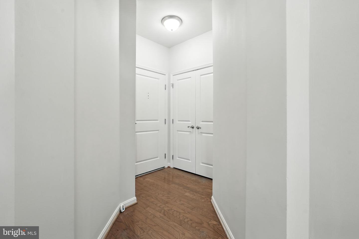 2665 PROSPERITY AVE #211, FAIRFAX, Virginia 22031, 2 Bedrooms Bedrooms, ,2 BathroomsBathrooms,Residential,For sale,2665 PROSPERITY AVE #211,VAFX2256896 MLS # VAFX2256896