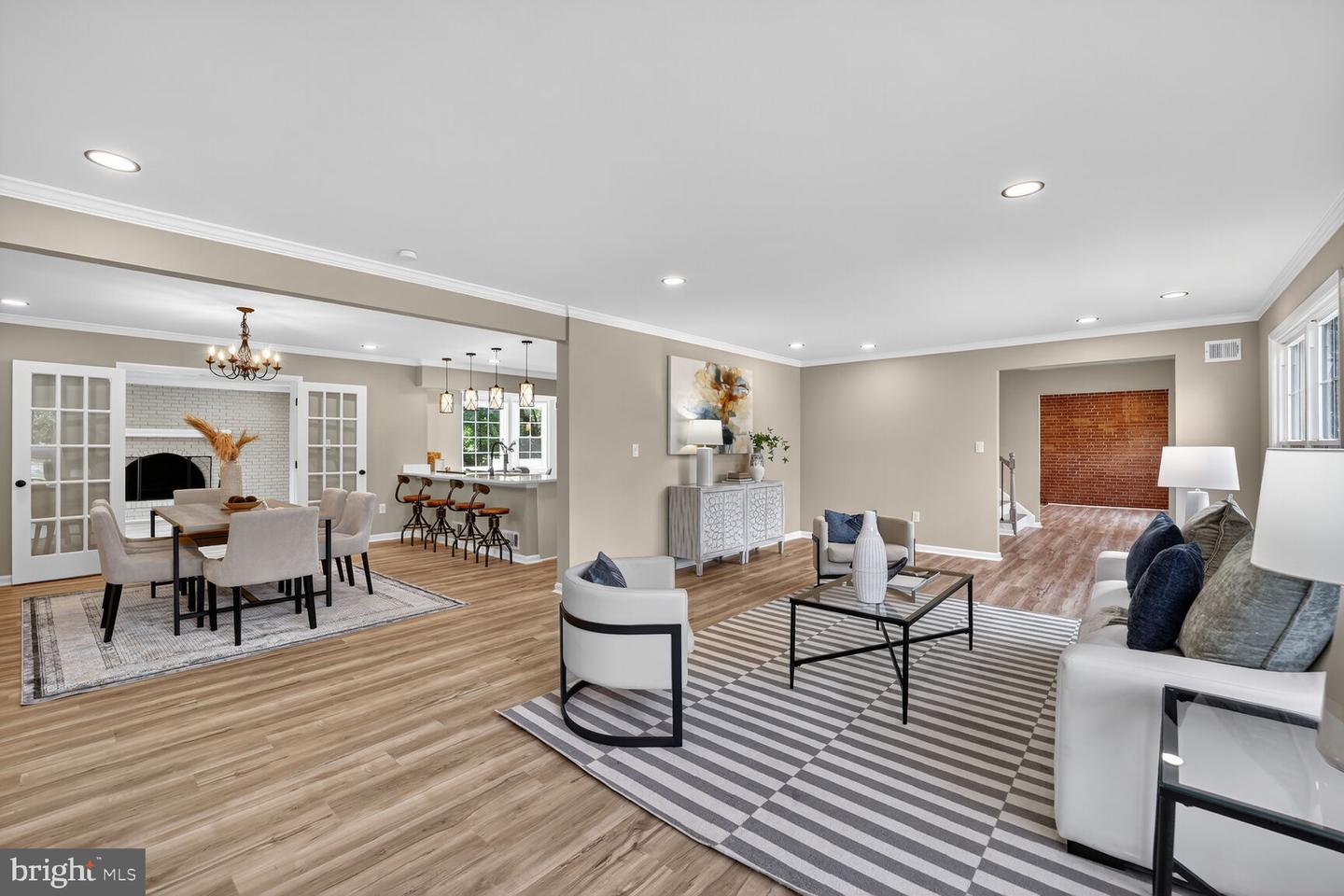 520 N QUAKER LN, ALEXANDRIA, Virginia 22304, 4 Bedrooms Bedrooms, ,2 BathroomsBathrooms,Residential,For sale,520 N QUAKER LN,VAAX2047730 MLS # VAAX2047730