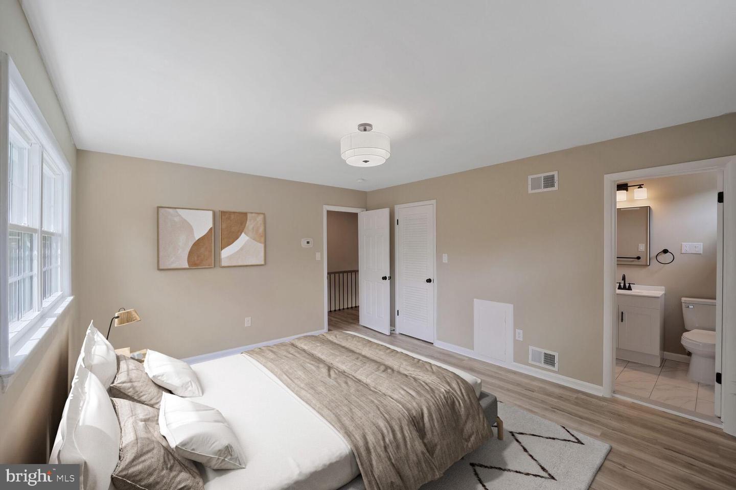520 N QUAKER LN, ALEXANDRIA, Virginia 22304, 4 Bedrooms Bedrooms, ,2 BathroomsBathrooms,Residential,For sale,520 N QUAKER LN,VAAX2047730 MLS # VAAX2047730