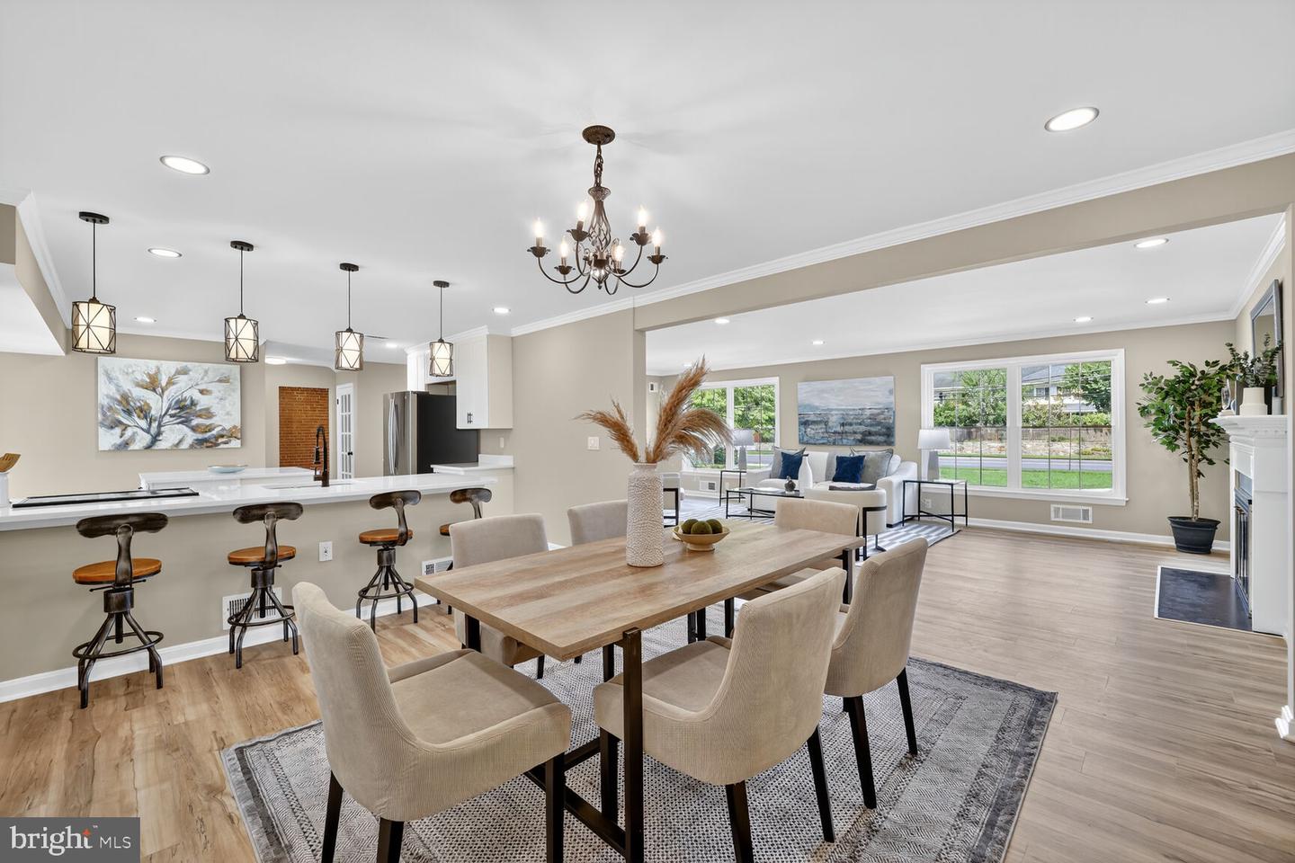 520 N QUAKER LN, ALEXANDRIA, Virginia 22304, 4 Bedrooms Bedrooms, ,2 BathroomsBathrooms,Residential,For sale,520 N QUAKER LN,VAAX2047730 MLS # VAAX2047730