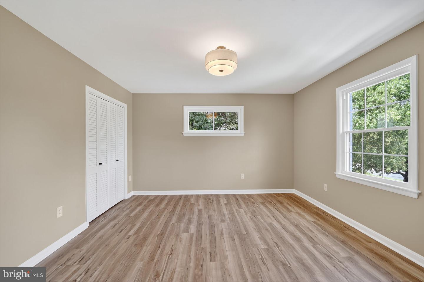 520 N QUAKER LN, ALEXANDRIA, Virginia 22304, 4 Bedrooms Bedrooms, ,2 BathroomsBathrooms,Residential,For sale,520 N QUAKER LN,VAAX2047730 MLS # VAAX2047730