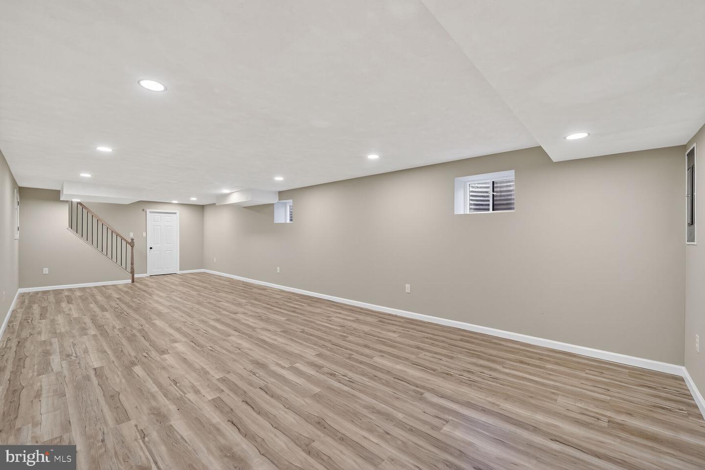 520 N QUAKER LN, ALEXANDRIA, Virginia 22304, 4 Bedrooms Bedrooms, ,2 BathroomsBathrooms,Residential,For sale,520 N QUAKER LN,VAAX2047730 MLS # VAAX2047730