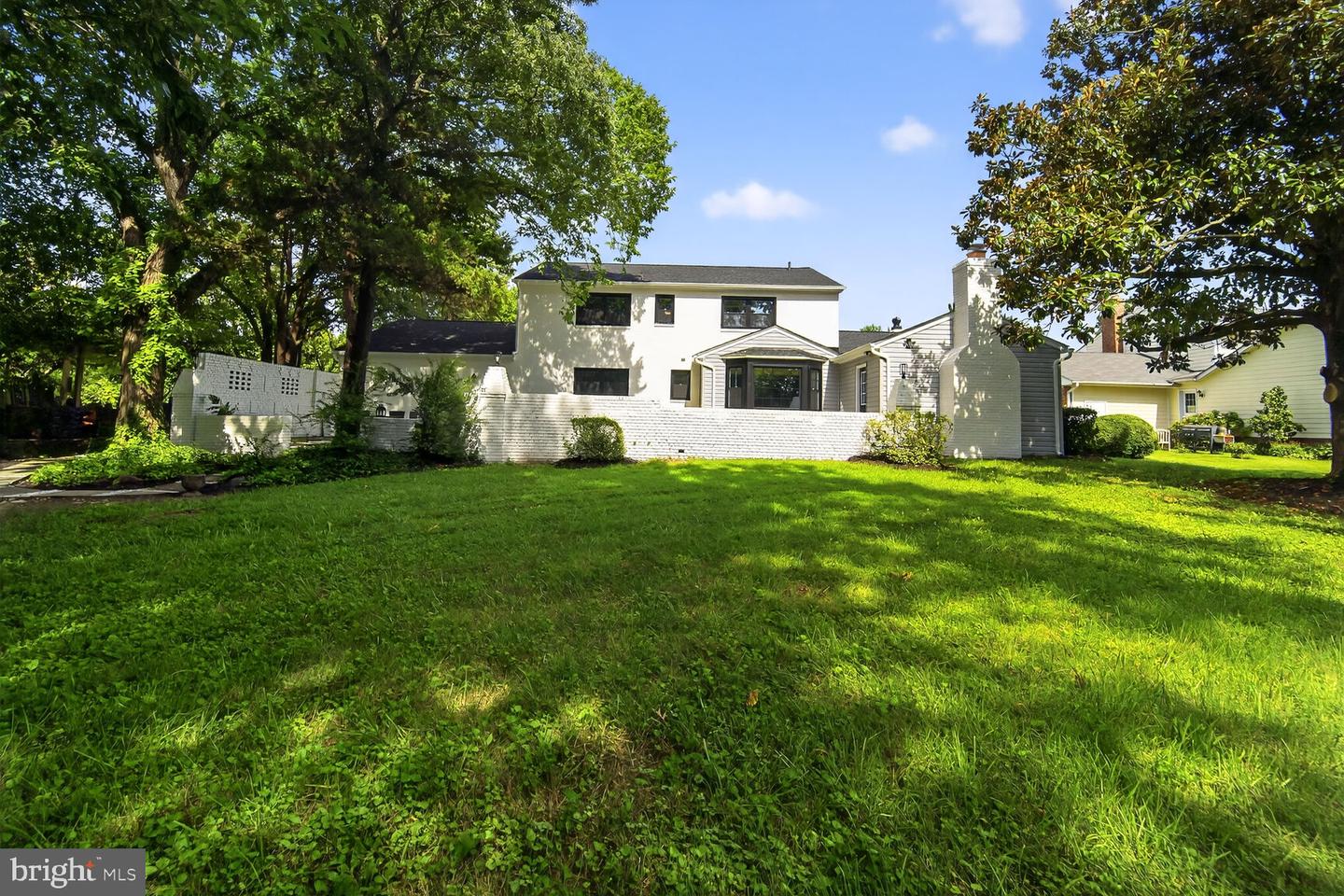 520 N QUAKER LN, ALEXANDRIA, Virginia 22304, 4 Bedrooms Bedrooms, ,2 BathroomsBathrooms,Residential,For sale,520 N QUAKER LN,VAAX2047730 MLS # VAAX2047730