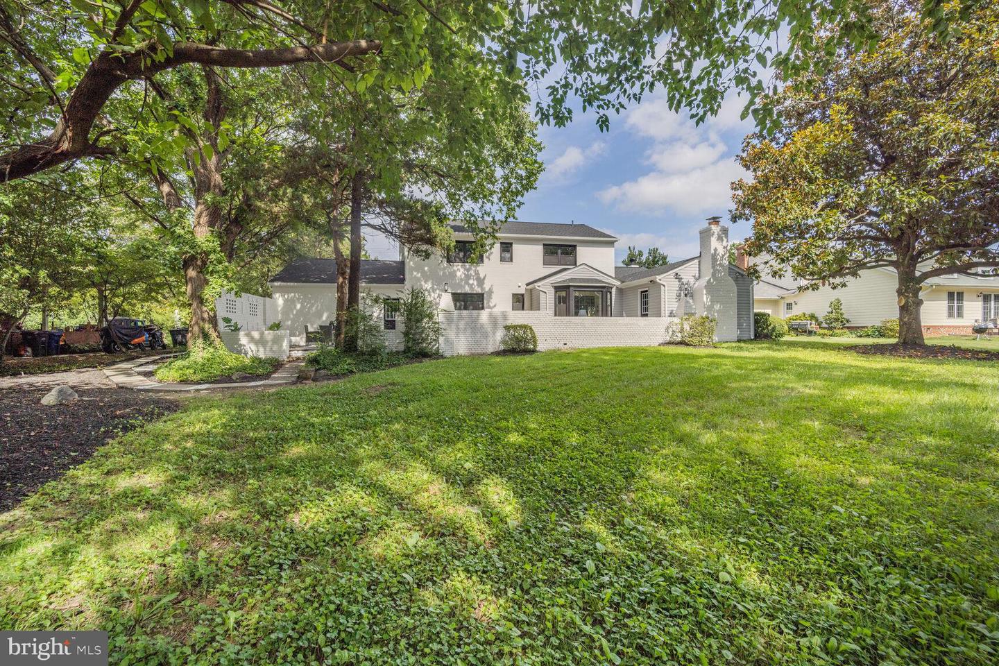 520 N QUAKER LN, ALEXANDRIA, Virginia 22304, 4 Bedrooms Bedrooms, ,2 BathroomsBathrooms,Residential,For sale,520 N QUAKER LN,VAAX2047730 MLS # VAAX2047730